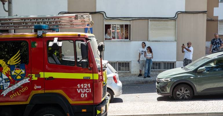 Fire at care home in Viana do Castelo forces evacuation of elderly residents