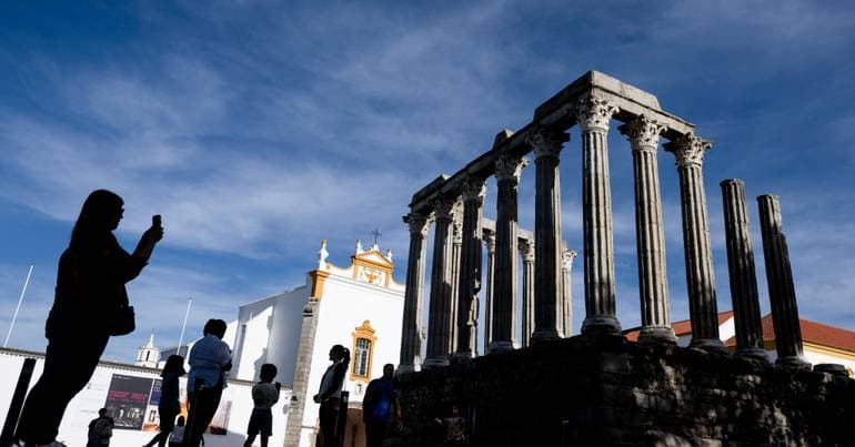 Platform warns that Évora may lose UNESCO status