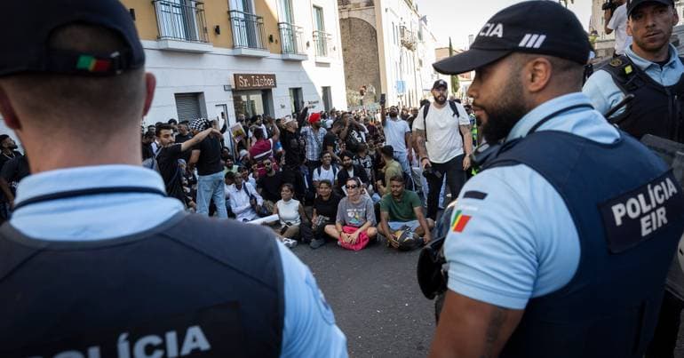 Six irregular immigrants notified during inspection