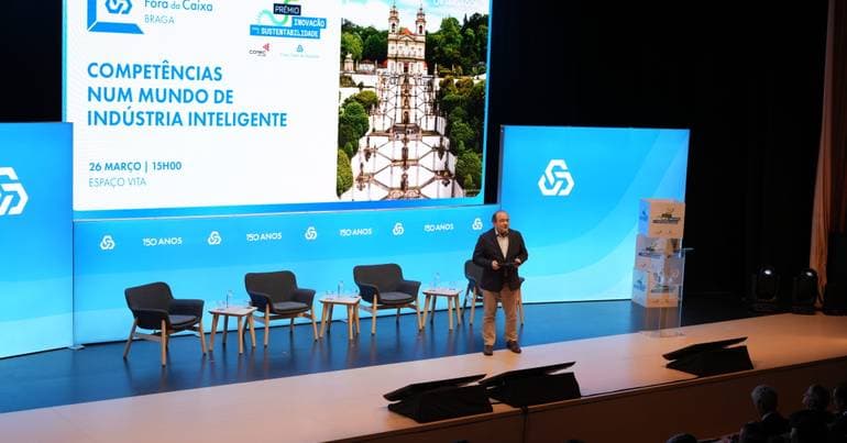 Fora da Caixa meeting discusses the skills of the future