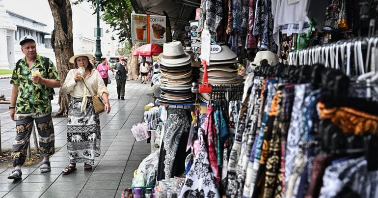 Thailand reduces visa-free stay to 30 days