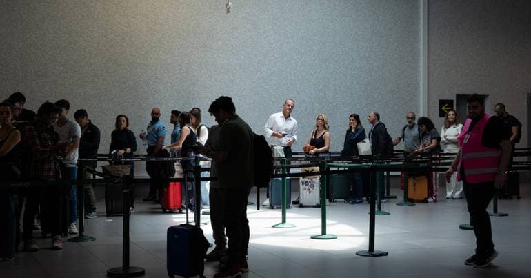 EU approves strengthening of passenger protection