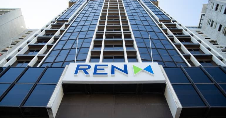 Government wants up to 20% of REN and a seat on the board