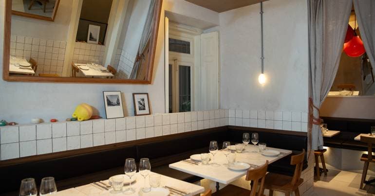 What if the padel lunch took place at that restaurant? It's Regabofe