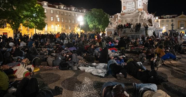 Protesters may benefit from suspension of proceedings