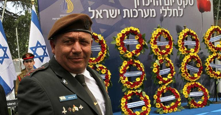 The soldier who lost his son in Gaza and challenges Netanyahu