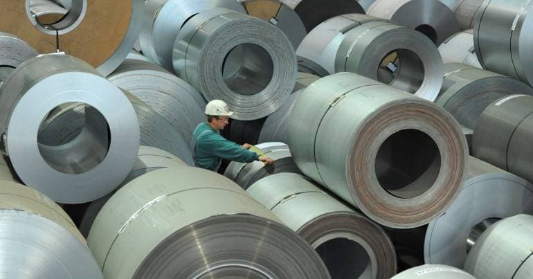 Industrial producer prices fall 3.5% in February