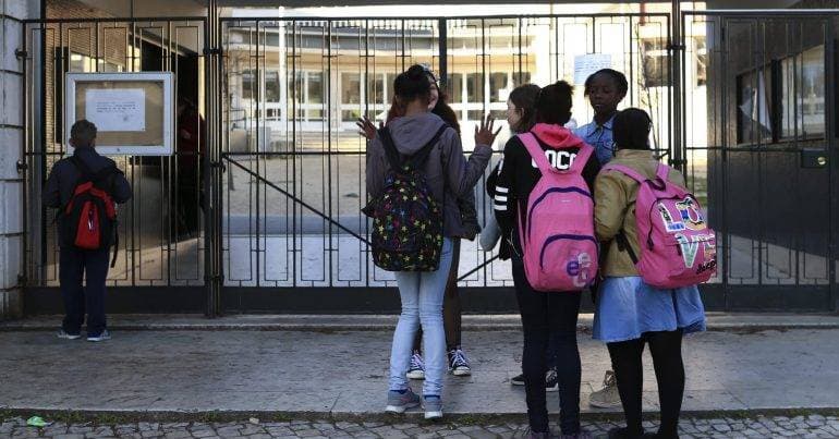 Schools: 2,650 teaching positions unfilled near the start of the year