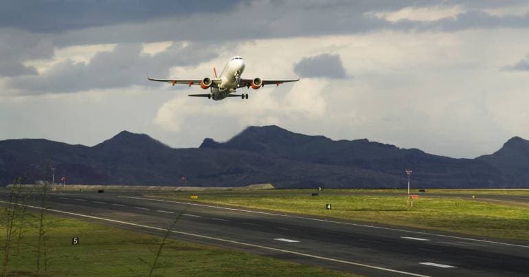 Plane needed 11 laps to land in Funchal