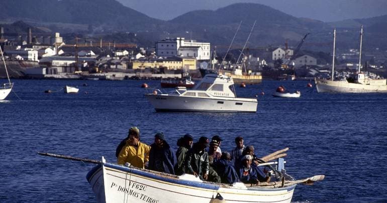 Azores open applications to support fishermen