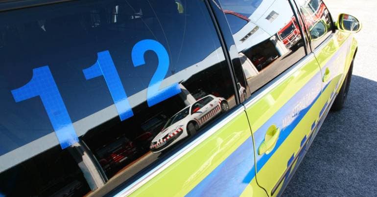 Car and motorcycle collision causes injuries in S. João da Madeira