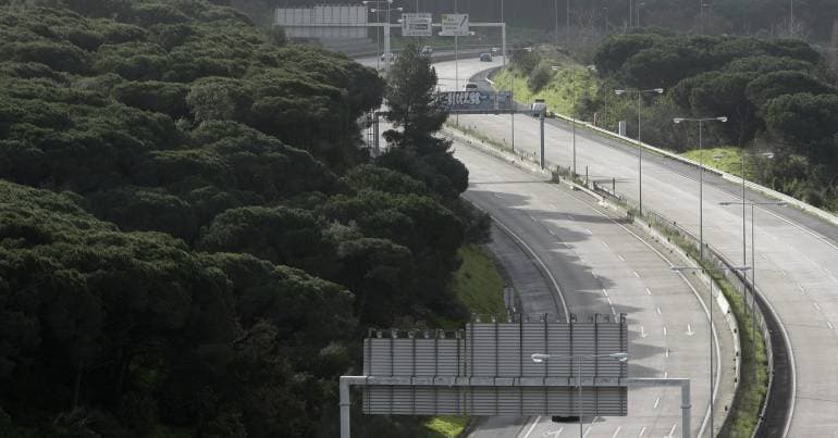 Two dead in accident on the IC17 in Odivelas