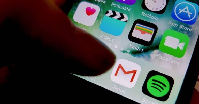 Union criticises IPO for external sharing of emails