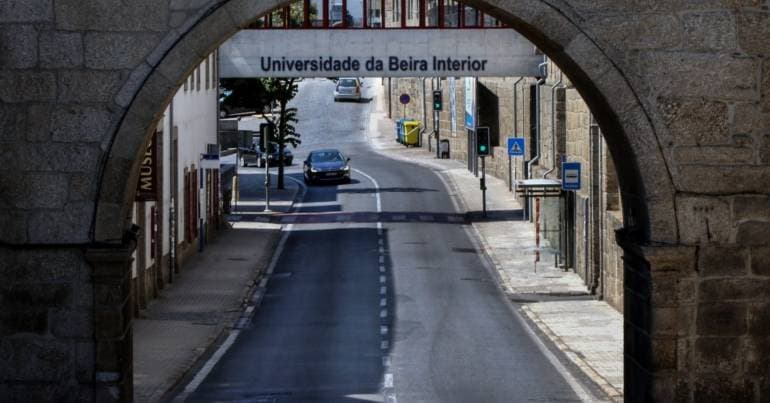 Gas leak at the University of Beira Interior closes street