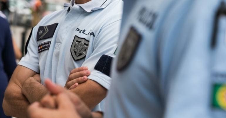 Nine defendants accused of robberies at jewellery stores across the country