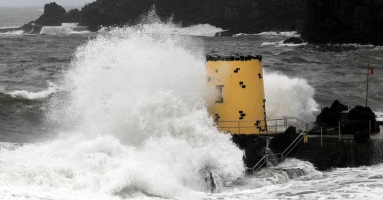 Storm Therese brings heavy rain and wind across Portugal