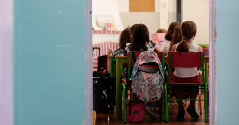 Platform translates Portuguese classes for foreigners