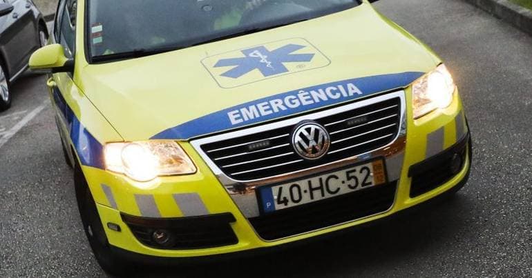 Toxic gas leak forces evacuation of warehouse in Bombarral