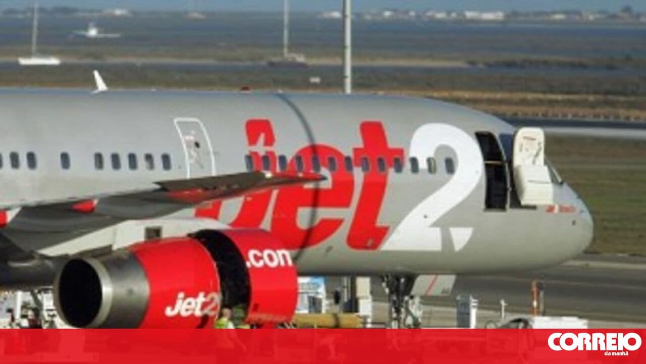 Jet2 plane makes emergency landing in Porto after pilot suffers heart attack