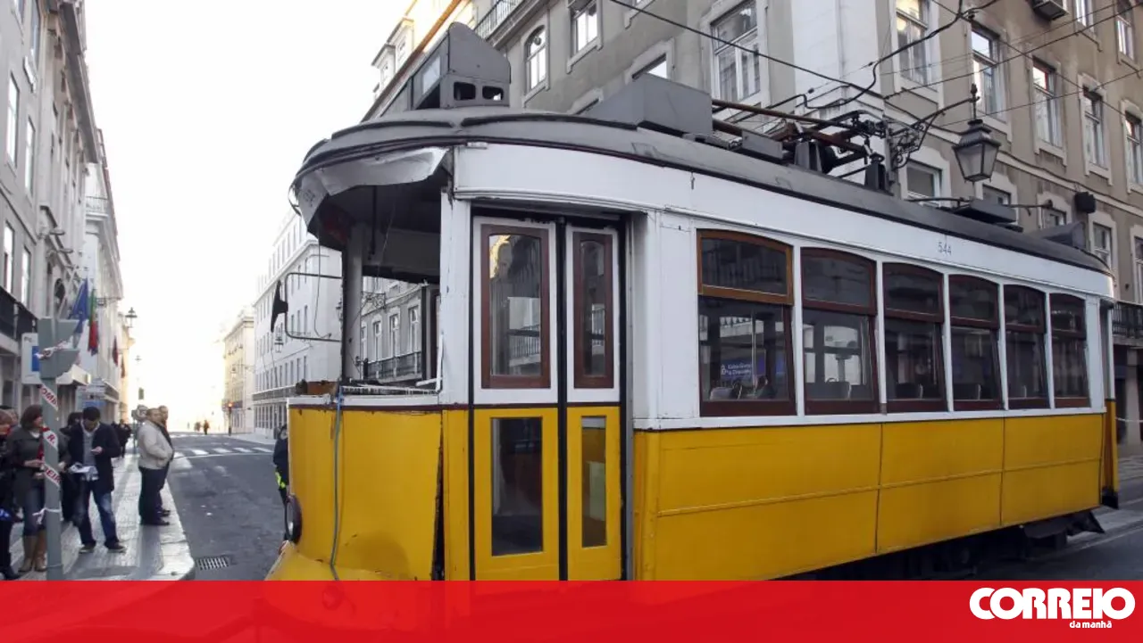 Pickpocket who supported himself by robbing tourists on Lisbon trams sentenced to 10 years in prison