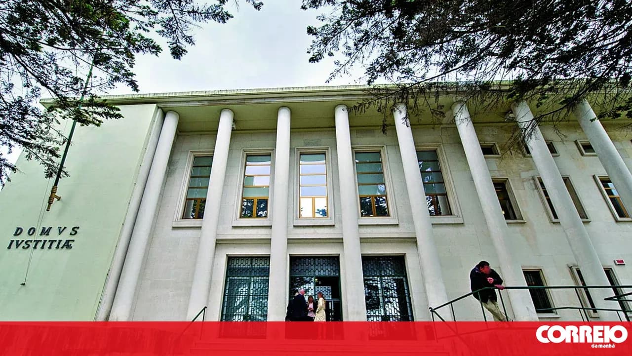 Alvaiázere parish council employee on trial in Leiria for allegedly starting a forest fire