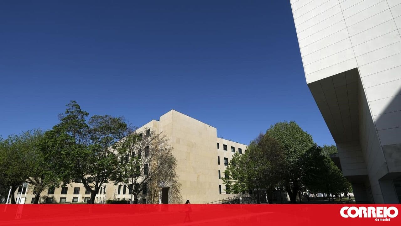 Luísa Salgueiro denies excessive spending on meals for Matosinhos City Council