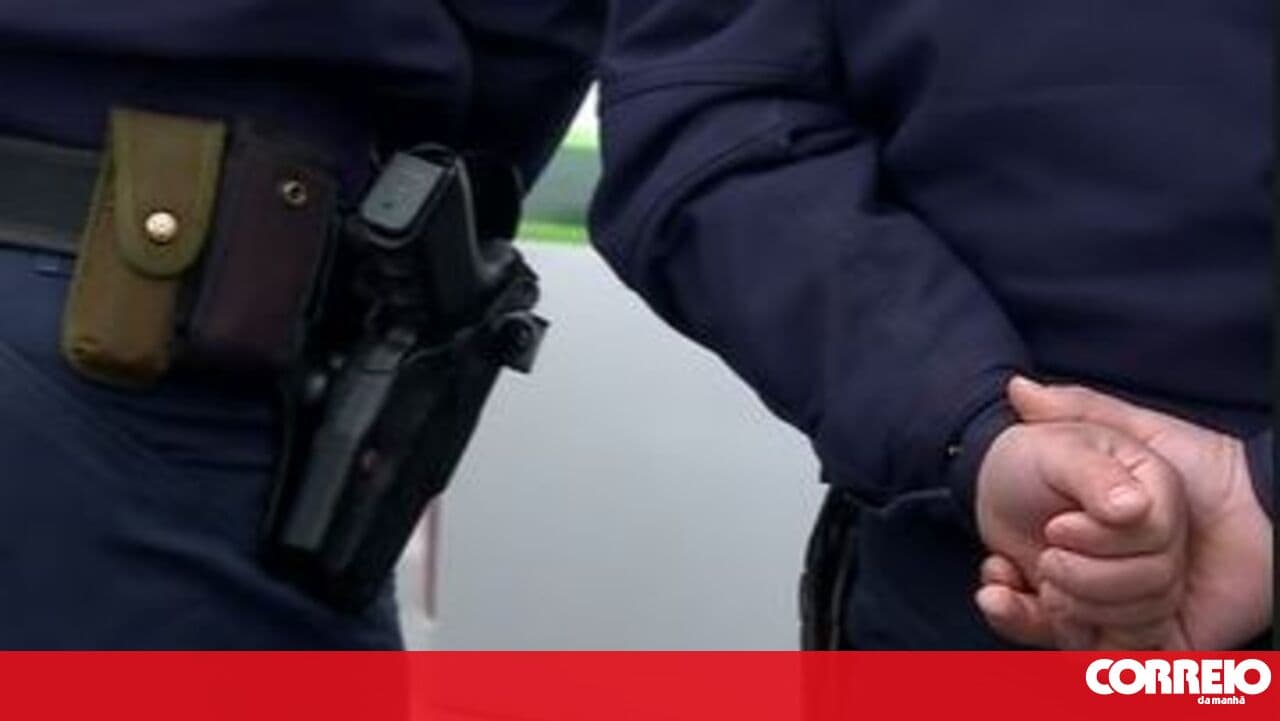Woman arrested in Vieira do Minho for assaulting her mother