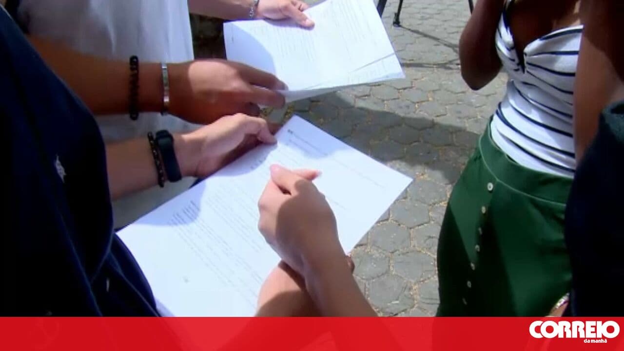 Schools begin to close without publishing national exam grades