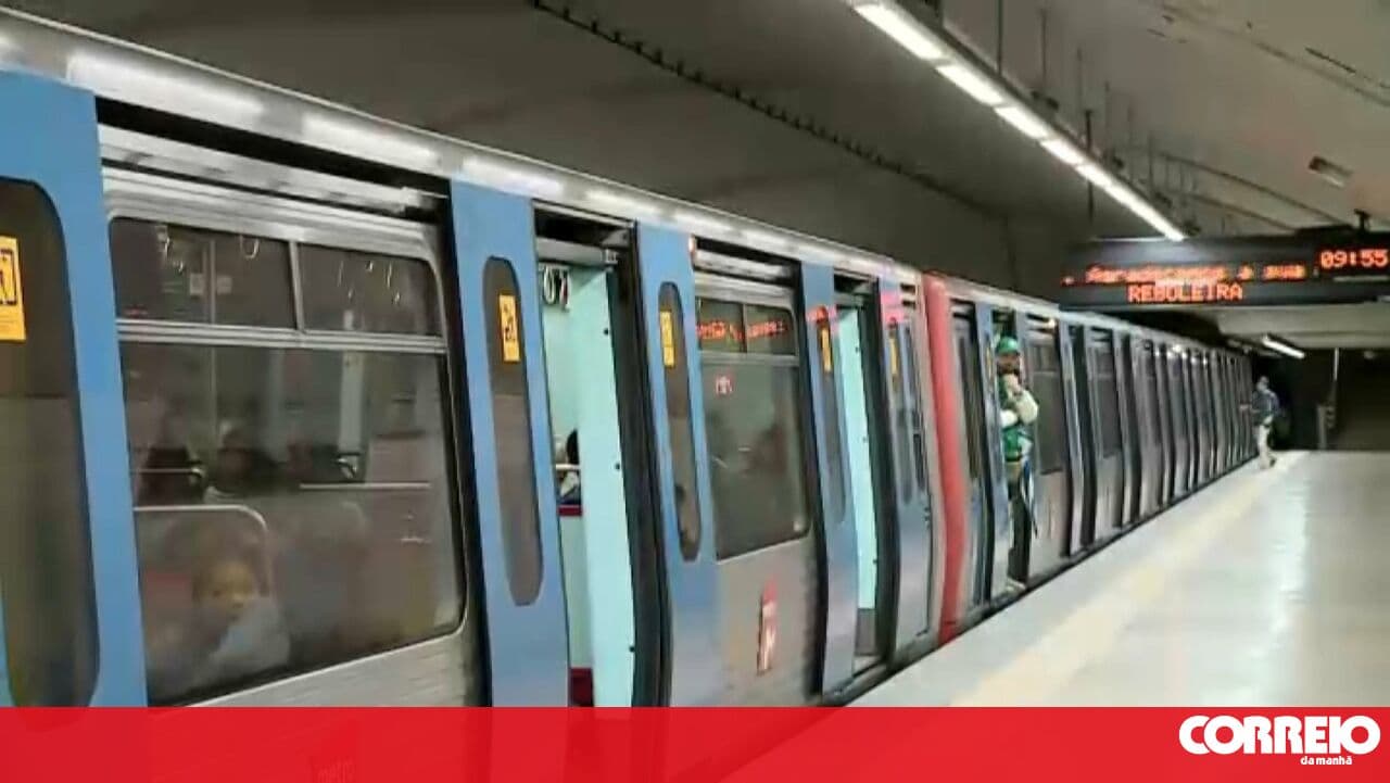 Lisbon Metro Blue Line interrupted in the early afternoon