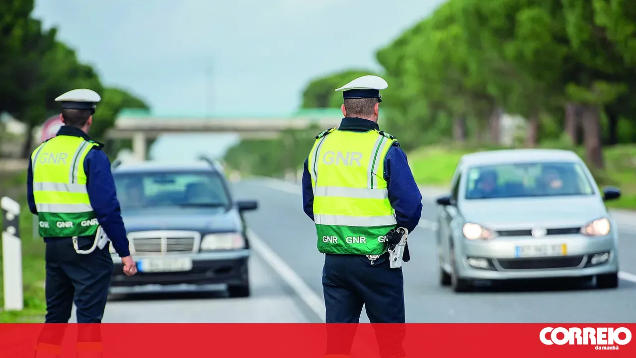 One dead in collision between motorcycle and light vehicle in Alfeizerão
