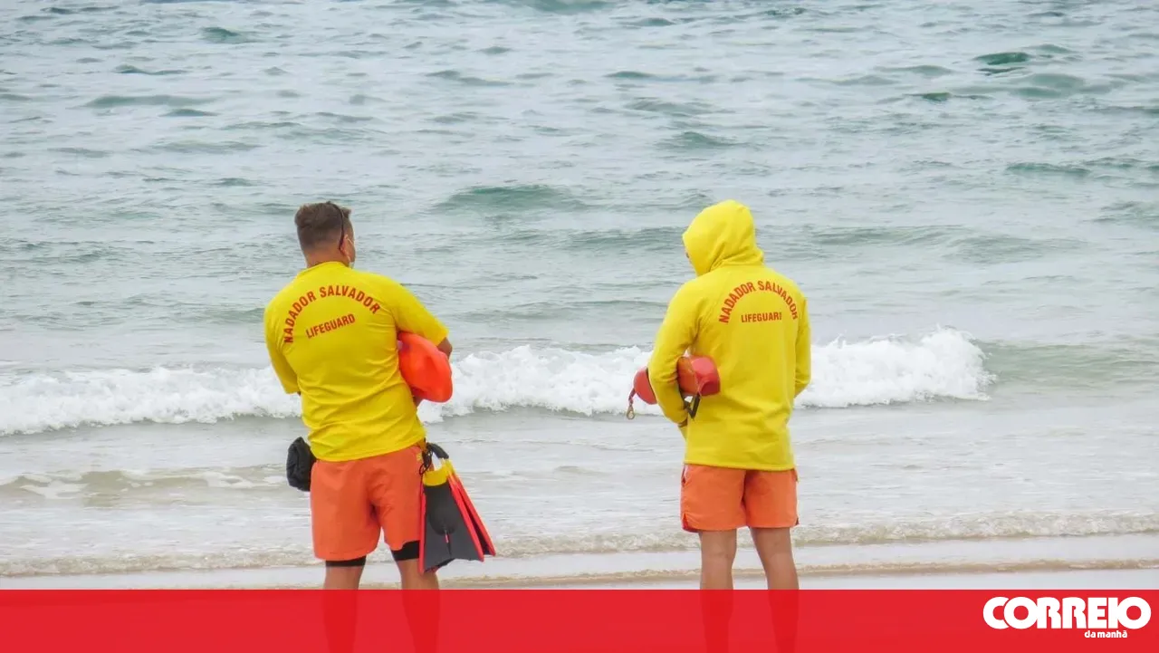Man dies on beach in Esposende