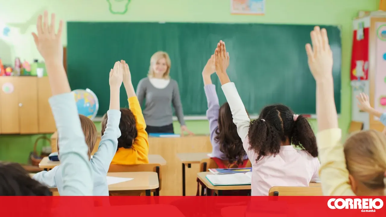 Families across the country continue to look for school places for their children