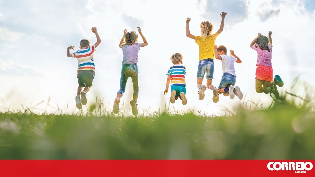 Children decrease as a share of the population but remain at higher risk of poverty