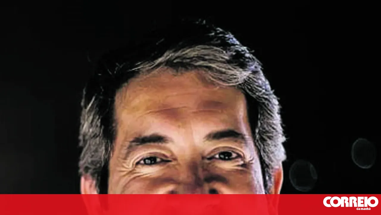 Fado singer Carlos Leitão reveals diagnosis: "It is cancer"