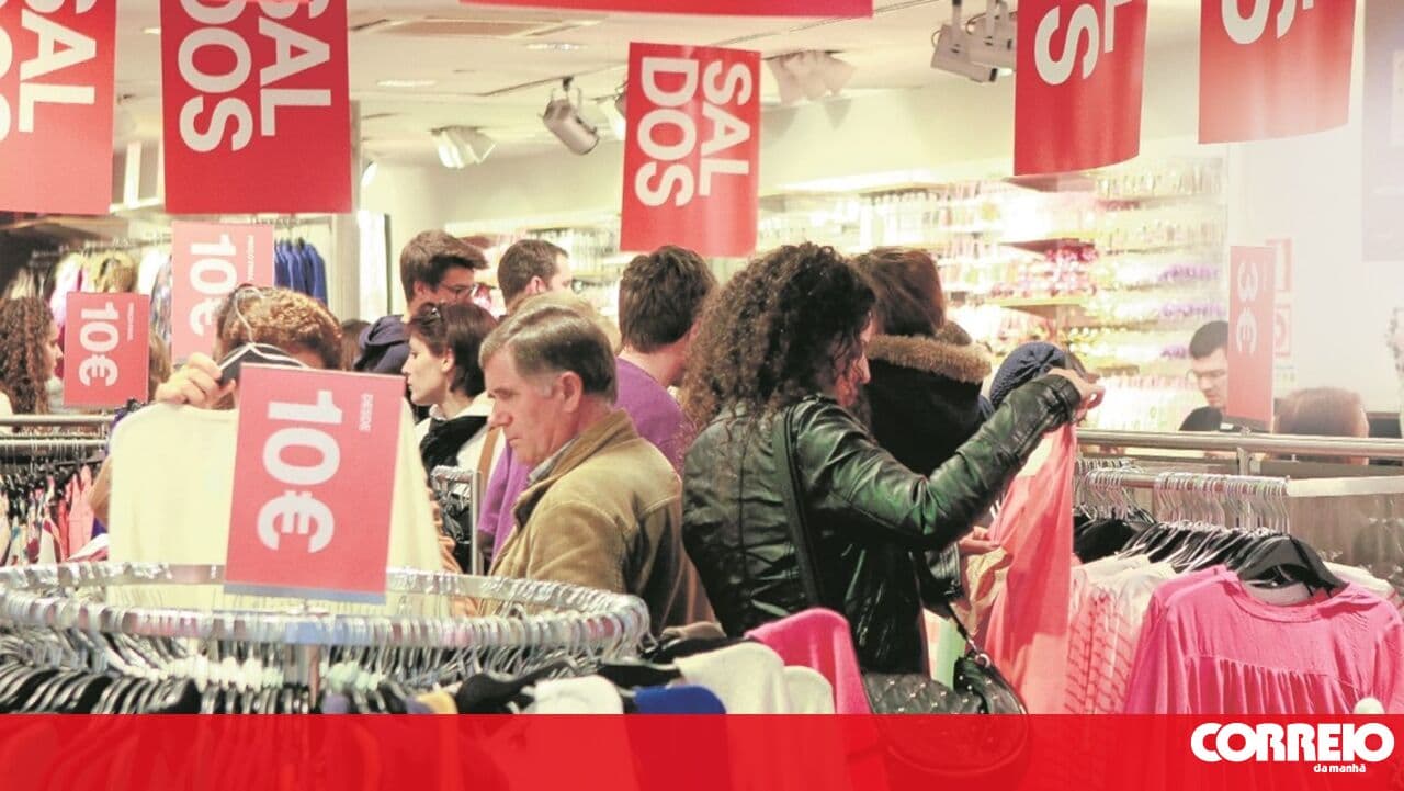 Almost half of consumers in Portugal will shop on Black Friday or Cyber Monday