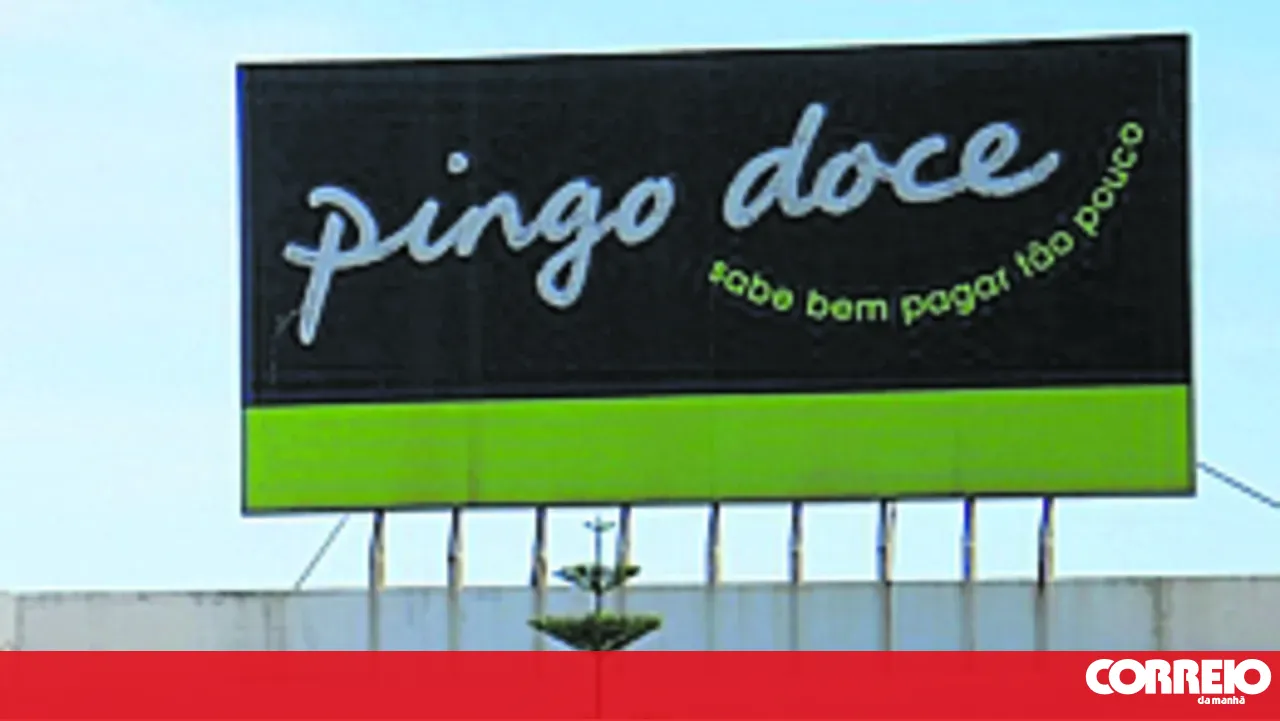 PSI down with 10 companies falling, led by Jerónimo Martins