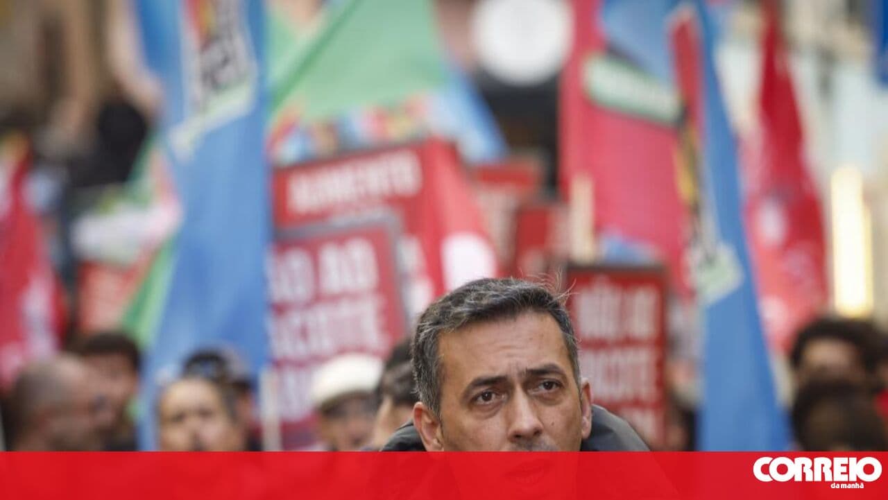 CGTP wants to abolish banked hours and expand flexible working hours for workers with family responsibilities