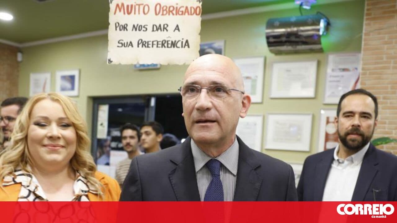 Passos Coelho remains silent about the presidential run-off