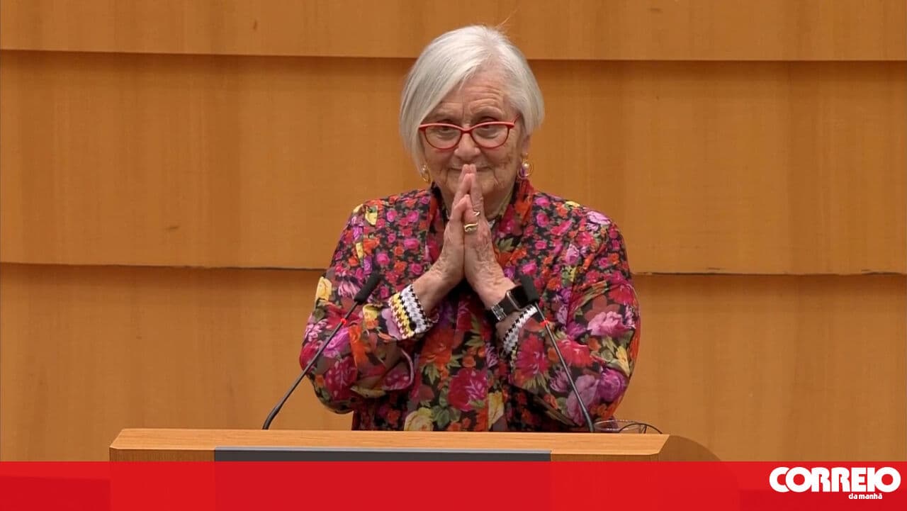 "Despite everything, life is beautiful": Holocaust survivor appeals for a dignified future for all children in the European Parliament