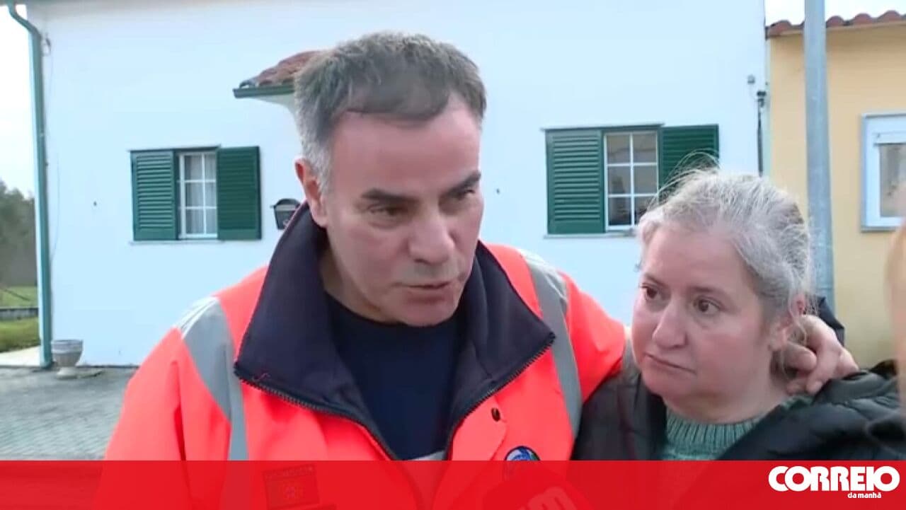 Resident affected by Storm Kristin in Figueiró dos Vinhos consoled by the Mayor