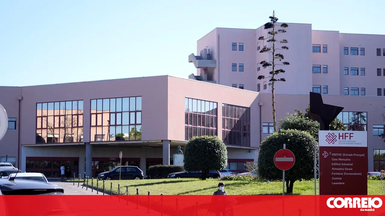 Mother abandons three-year-old daughter in front of a nursery in Amadora and is taken to hospital with hallucinations