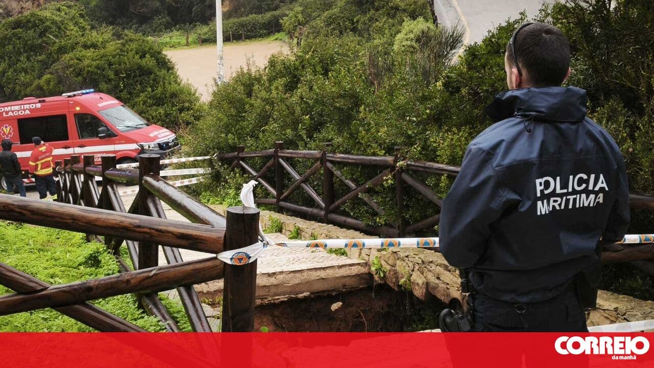 Algarve experiences 17 landslides in 24 hours but no serious situations