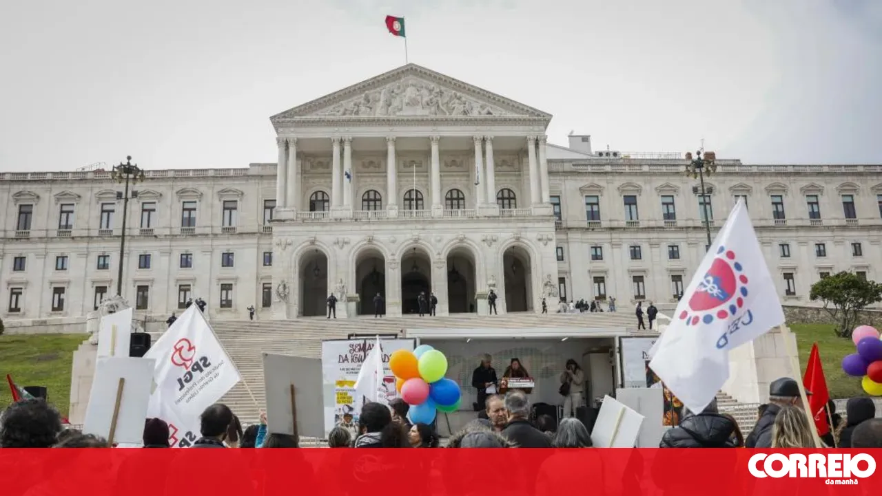 CGTP calls for a "major national demonstration" on October 17th