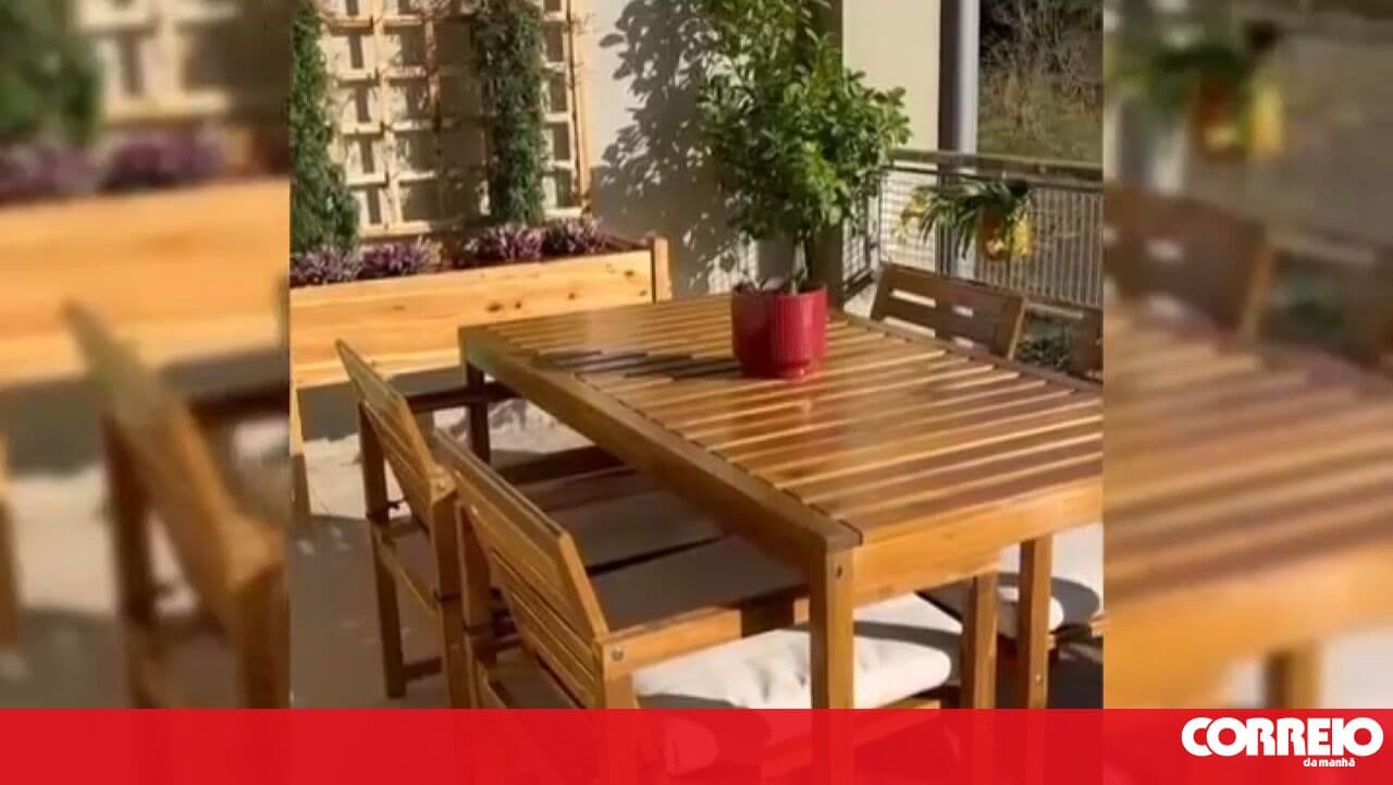 Family swaps funeral flowers for donations to refurbish Gaia hospital balcony