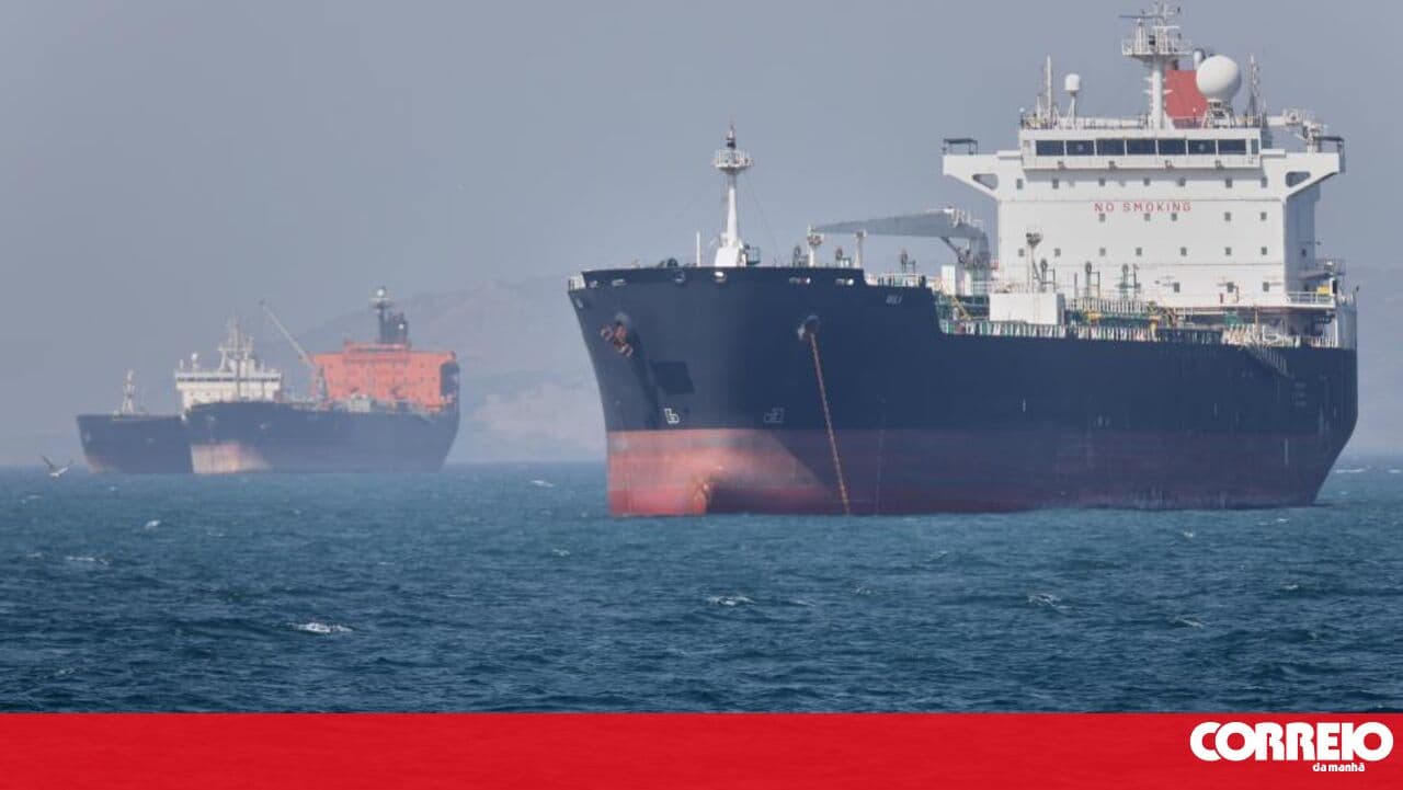 Oil prices retreat following peace agreement announcement