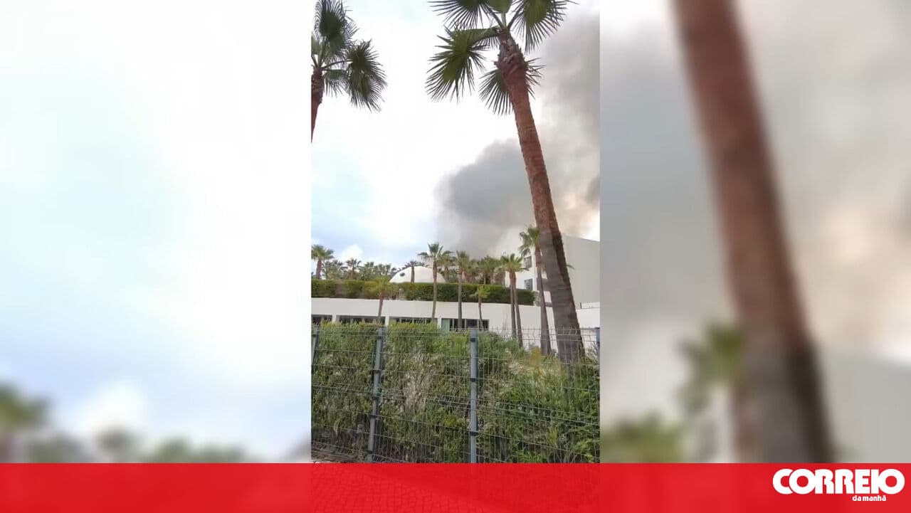 Fire hits five-star hotel restaurant in Albufeira