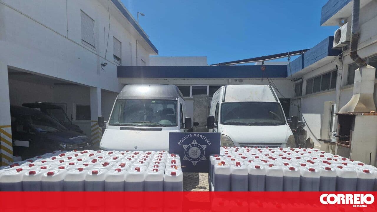 Maritime Police seize over seven thousand litres of fuel in Olhão
