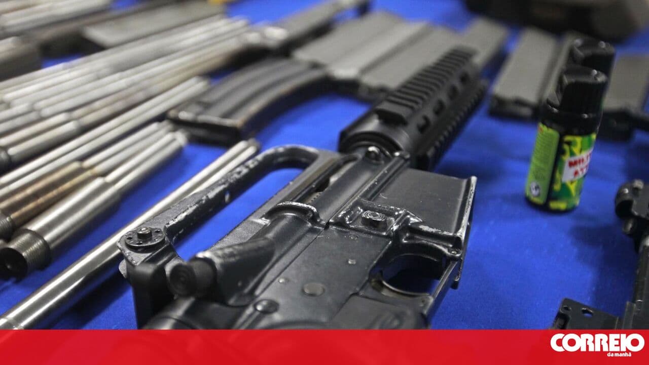 Weapons used in violent crimes disappear from the PJ. Five years later, there is still no explanation
