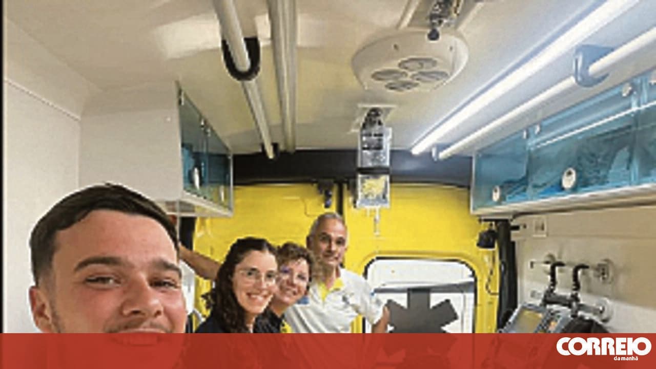 Baby born in Entroncamento Fire Department ambulance