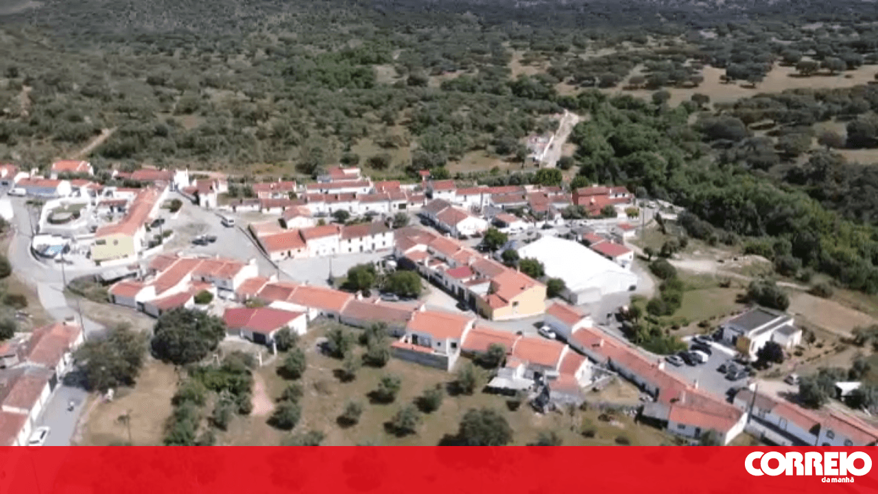 Dam will submerge Pisão village with over 100 houses and residents fear for the future